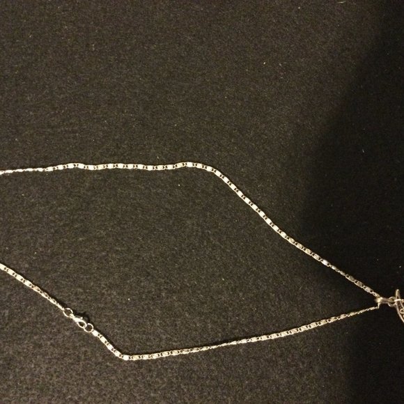 Lot of 3 pre-owned necklaces - Picture 3 of 4